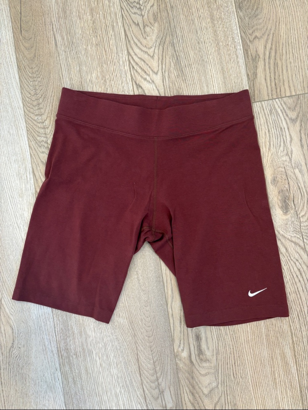 Nike Women's Burgundy Mid-Rise Bike Shorts